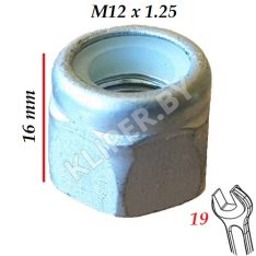 9425